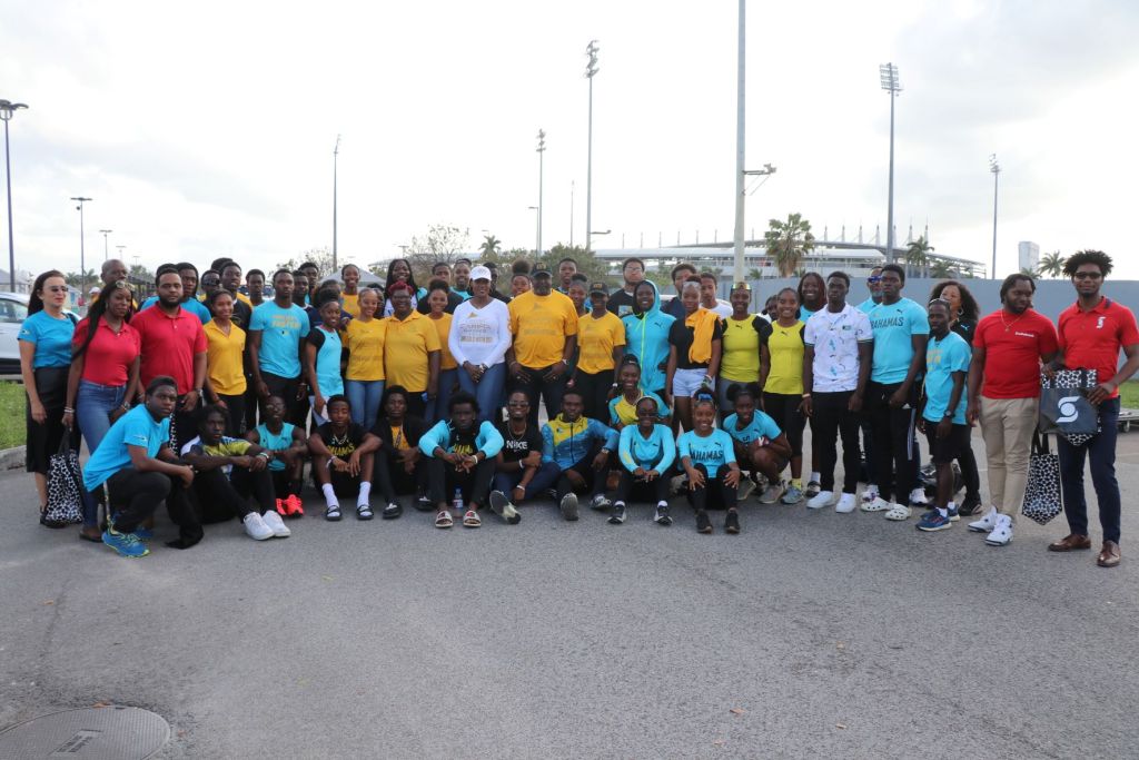 PM Davis Takes Part In CARIFTA Pep Rally