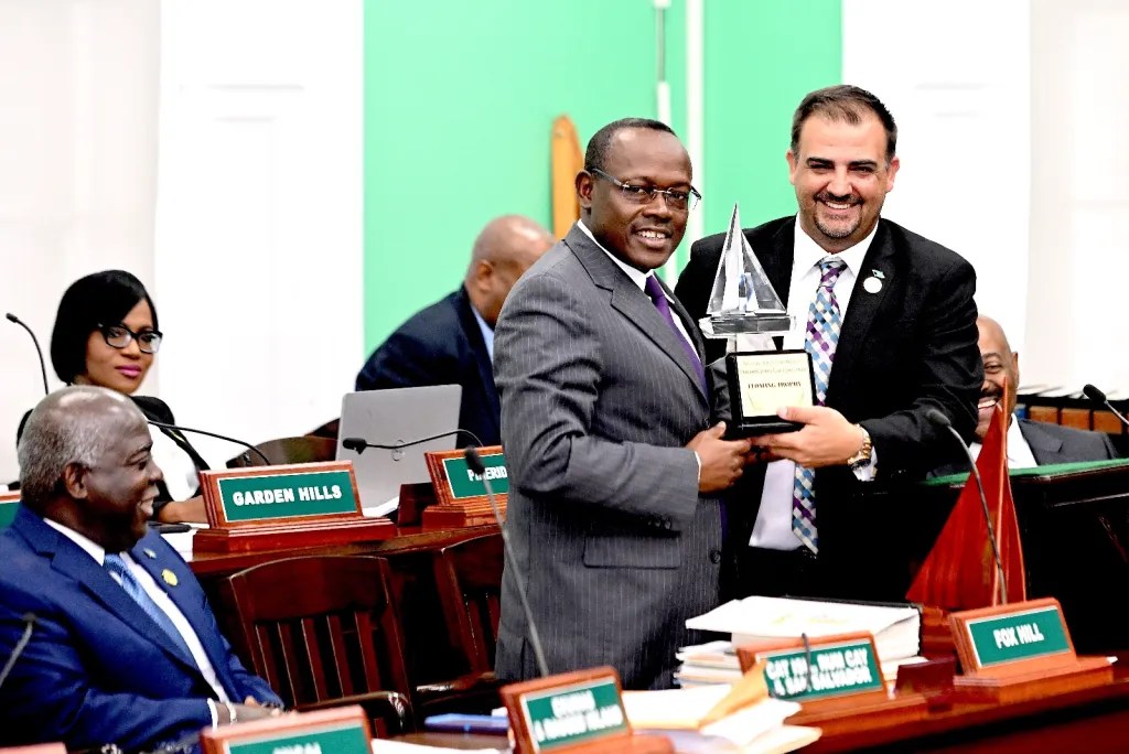 DPM Cooper presented Floating Trophy in the House of Assembly for his win of the recent ‘National Family Island Regatta Parliamentary Cup Challenge’