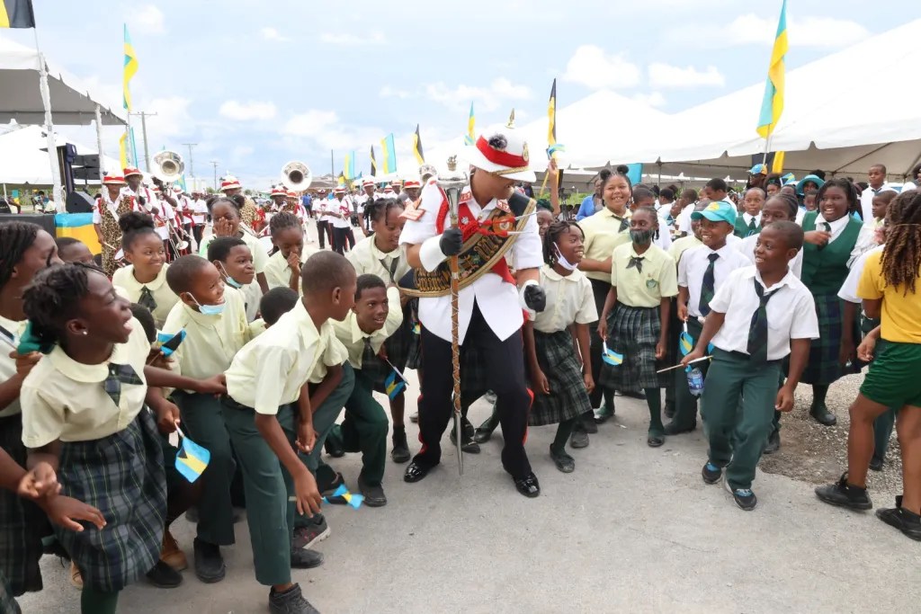 Grand Bahama students celebrate 50th anniversary of Independence with march and rally