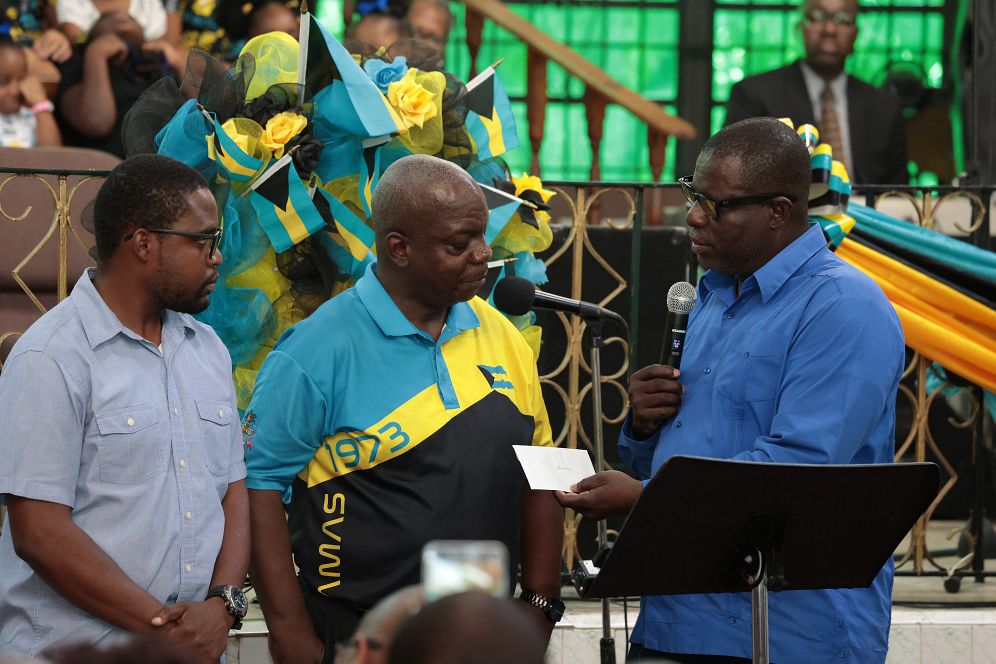 Prime Minister Davis and Parliamentarians Visit Macedonia Baptist Church on Fox Hill Day