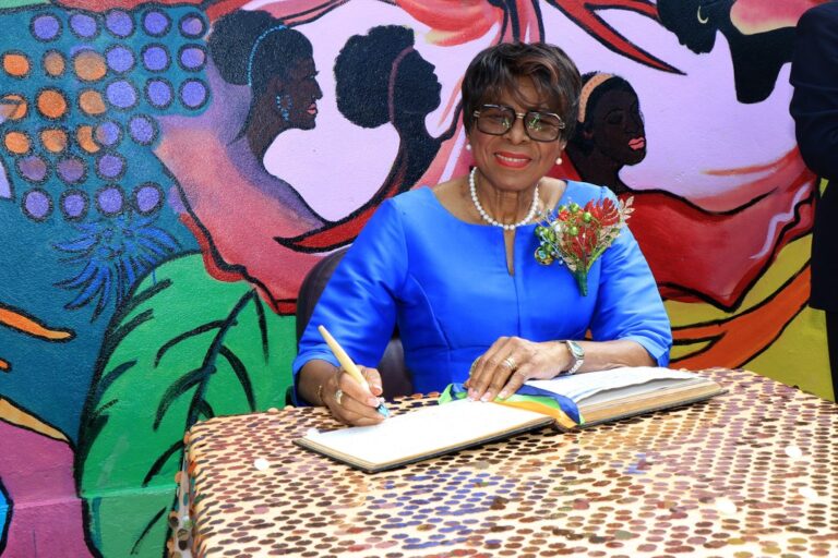 The Governor General’s Christmas Visit to Sandilands Rehabilitation Centre