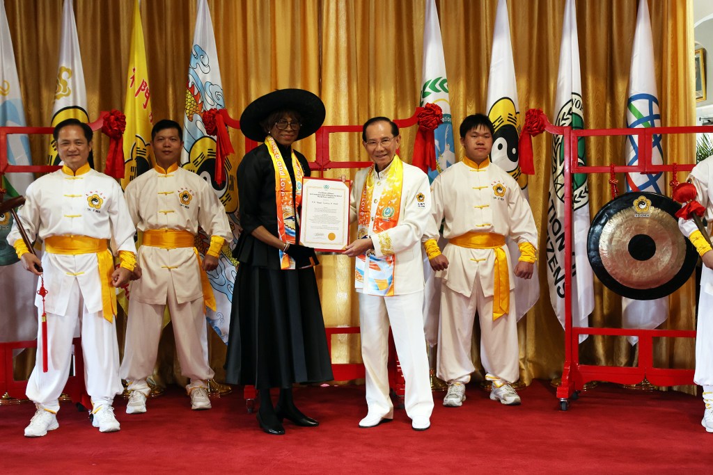 Governor General and Community Leaders Recognized By The Federation Of World Peace And Love