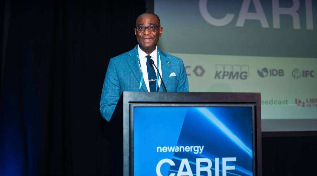 Romer Receives Regional Leadership Award